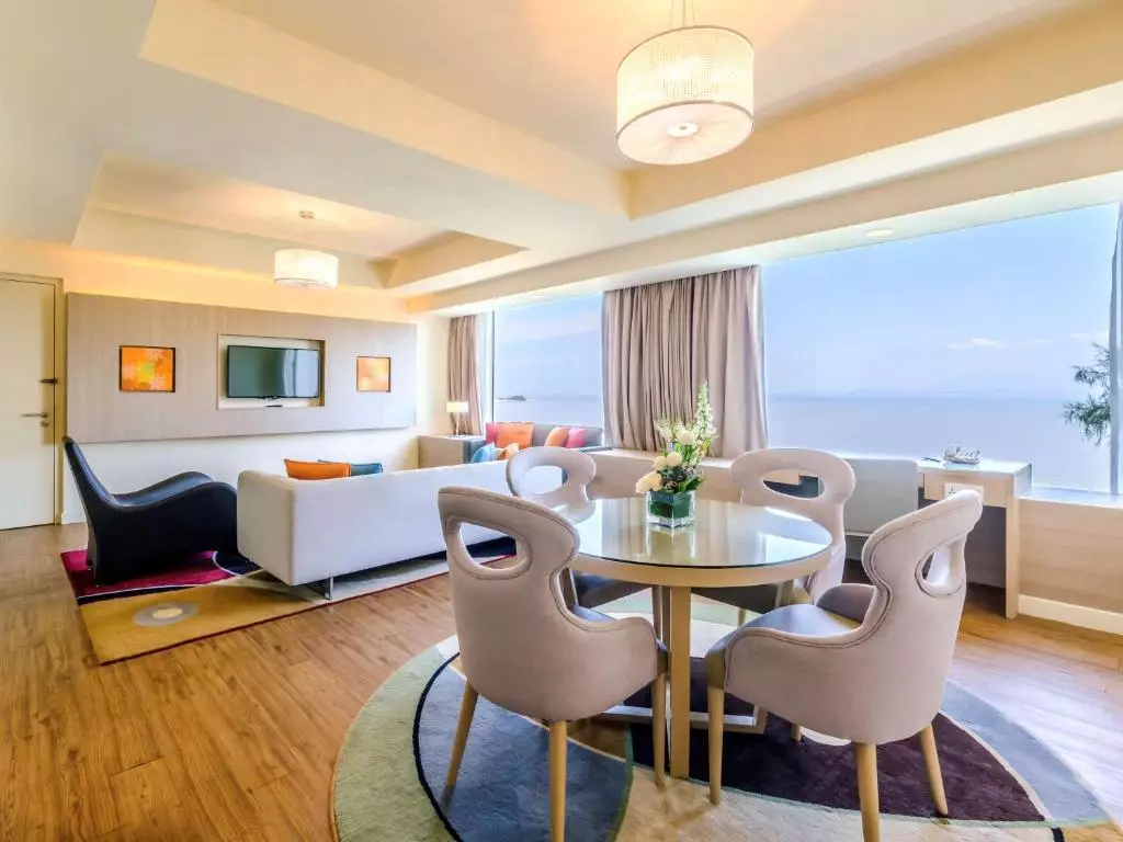 Mercure Penang Beach